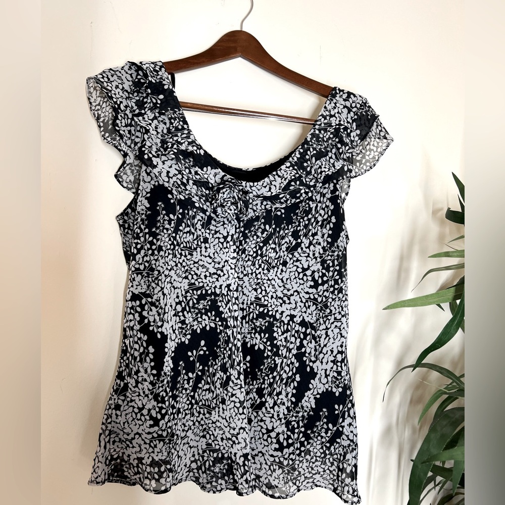 Sleeveless Blouse